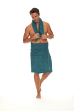 Homelover Towel Sets - Forest Green Male Model 2