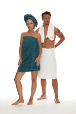 Homelover Towel Sets - Snow White Male Model & Women's Green Towel 
